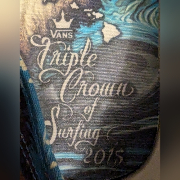 VANS 2015 Triple Crown of Surfing Limited Edition sneaker Men's 10.5-Women's 12 - Picture 7 of 9